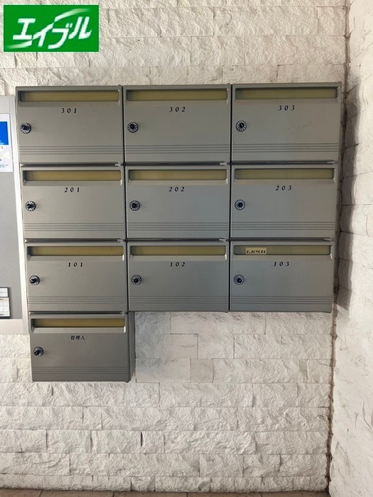 物件外観写真4　(建物設備)