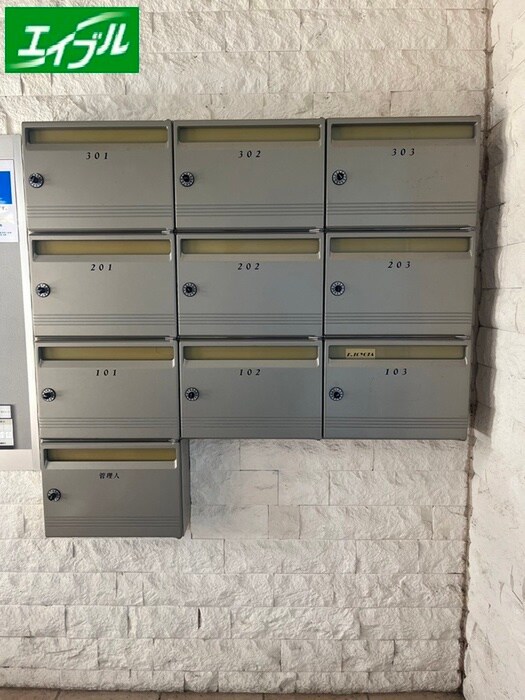 物件外観写真4　(建物設備)