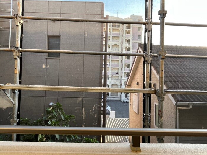 物件内観写真15　(室内からの展望)