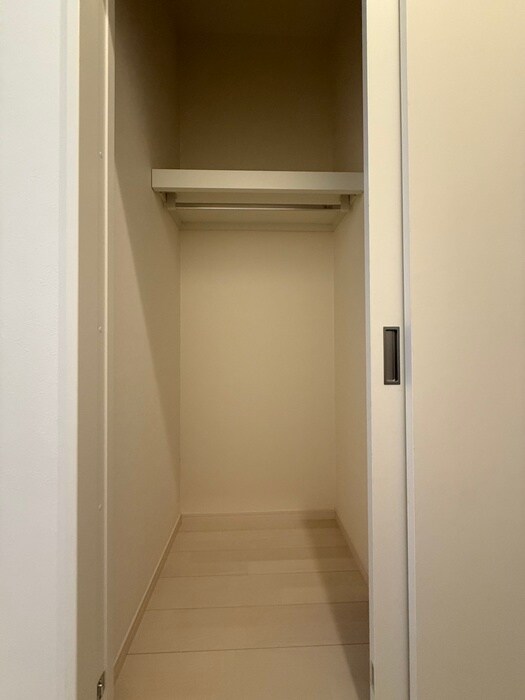 物件内観写真18　(収納)