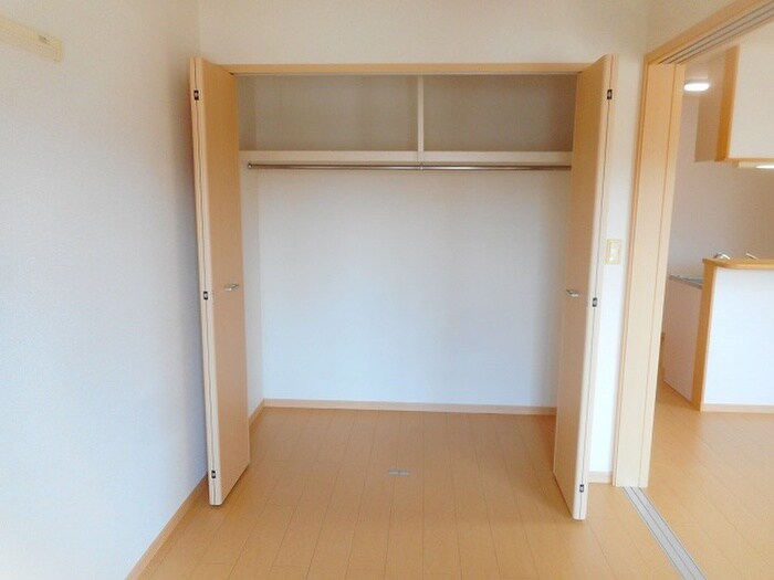 物件内観写真10　(収納)
