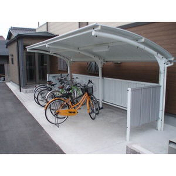 物件外観写真6　(駐輪場)