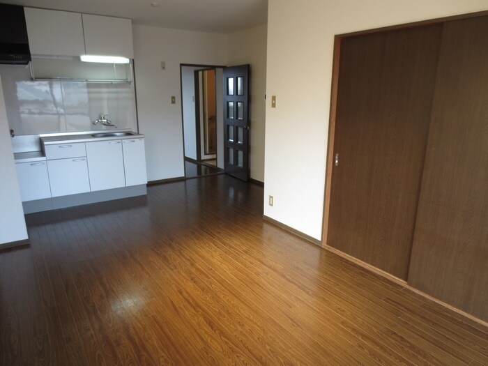 物件内観写真8　(居室)