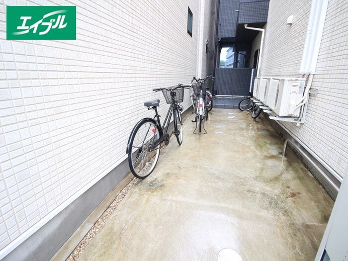 物件外観写真2　(その他)