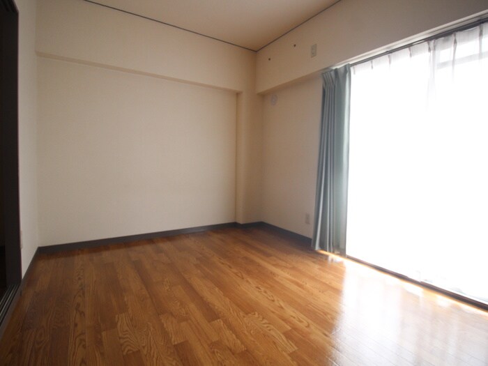 物件内観写真14　(居室)