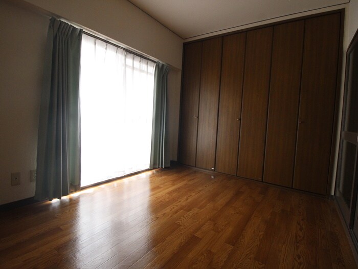 物件内観写真15　(居室)