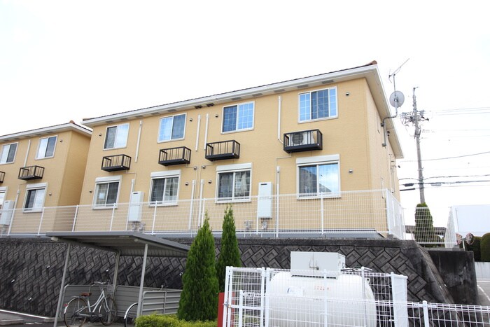 物件外観写真3　(外観写真)