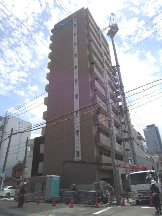 物件外観写真2　(外観写真)