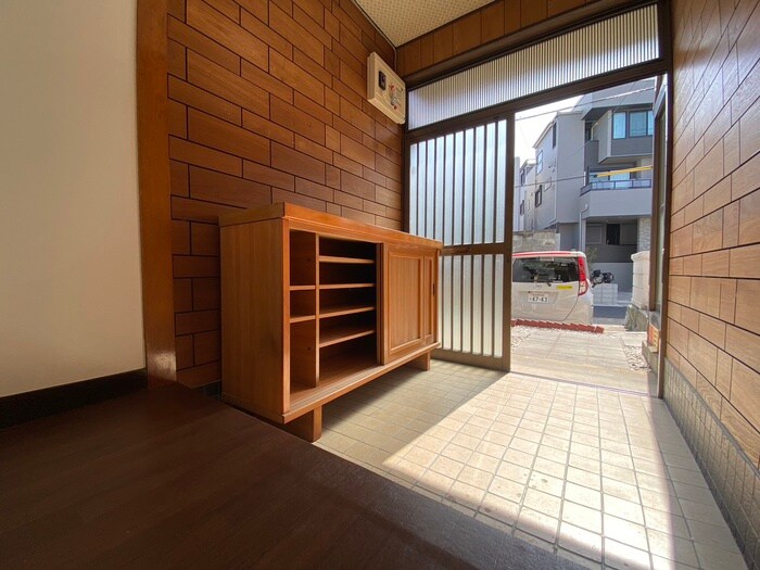 物件内観写真18　(廊下)