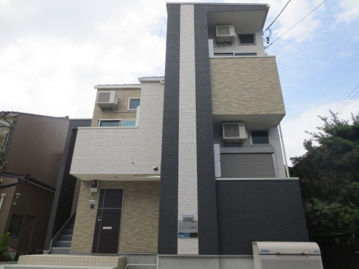 物件外観写真2　(外観写真)