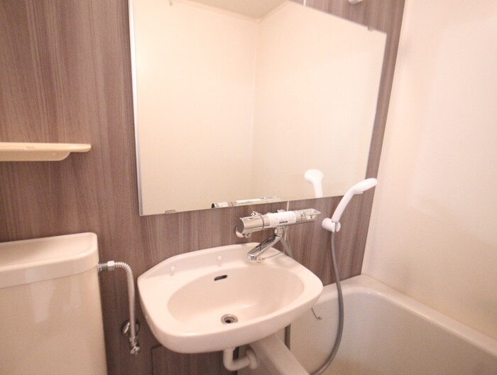 物件内観写真12　(洗面)