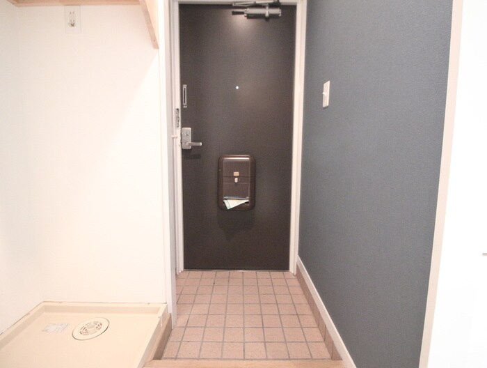 物件内観写真15　(玄関)