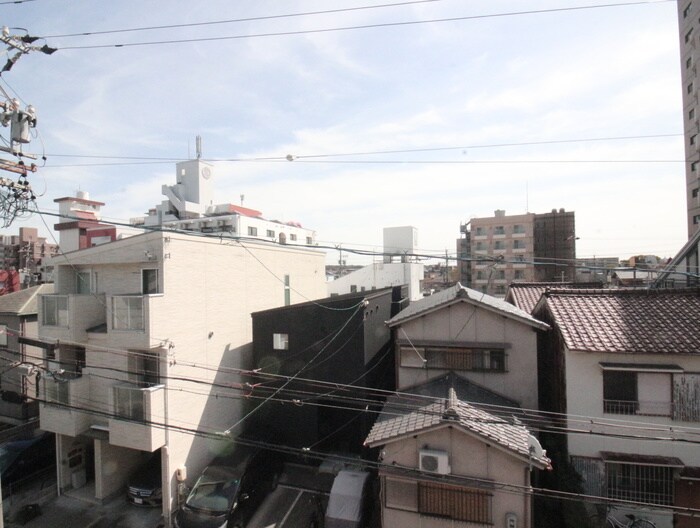 物件内観写真17　(室内からの展望)