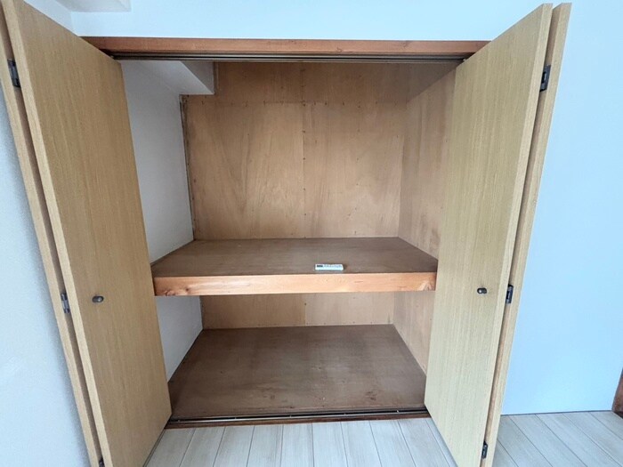 物件内観写真13　(収納)