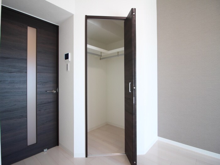 物件内観写真9　(収納)