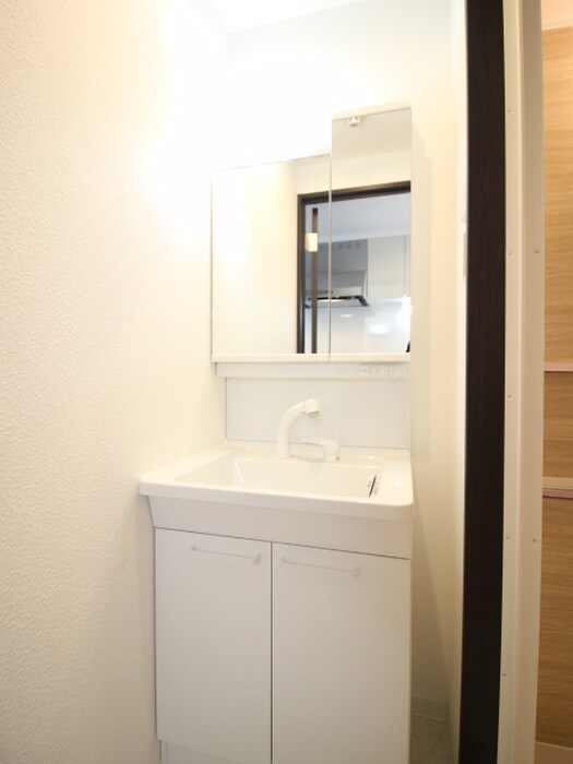 物件内観写真11　(洗面)