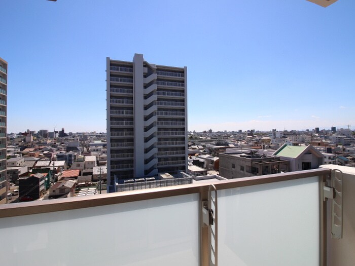 物件内観写真16　(室内からの展望)