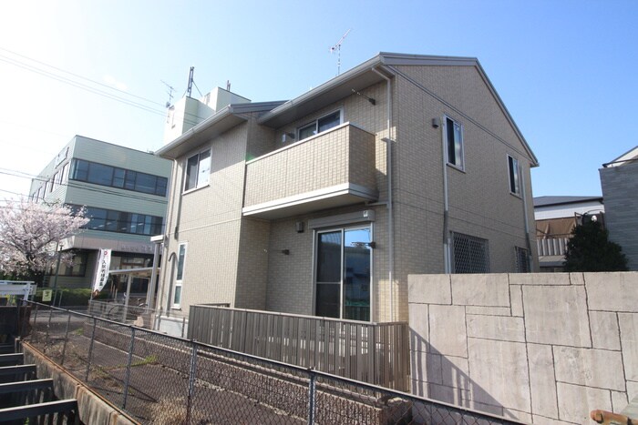 物件外観写真2　(外観写真)