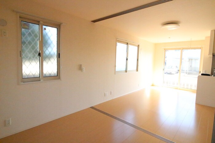 物件内観写真4　(居室)