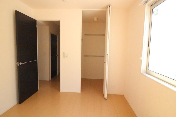 物件内観写真17　(収納)