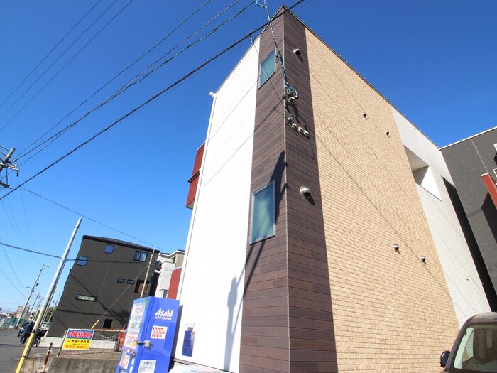 物件外観写真6　(外観写真)