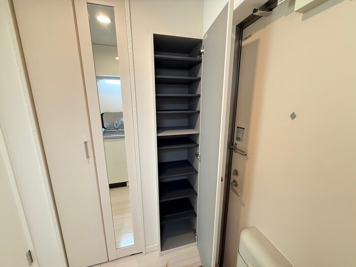 物件内観写真19　(靴箱)