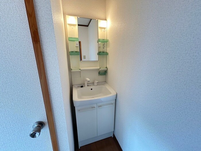 物件内観写真12　(洗面)