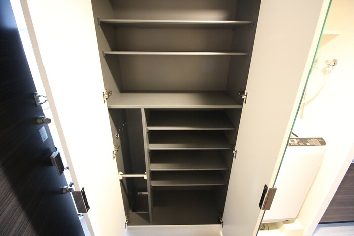 物件内観写真18　(靴箱)