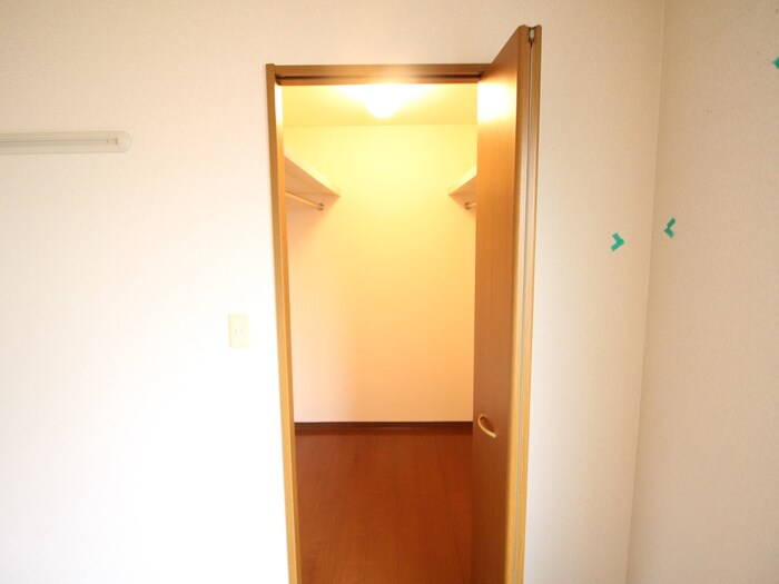 物件内観写真13　(居室)