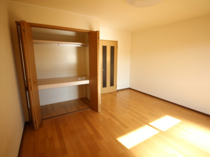 物件内観写真9　(収納)