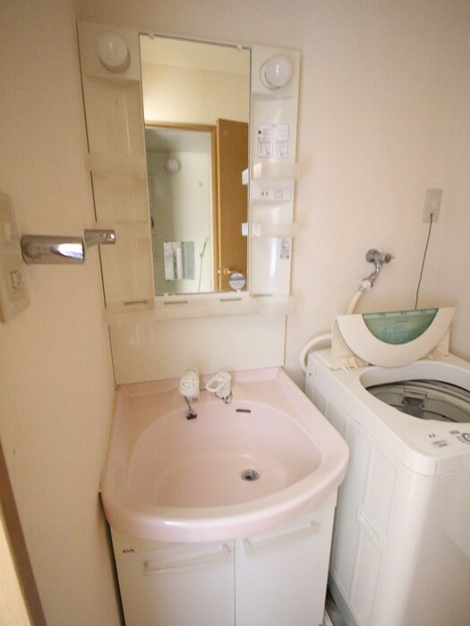 物件内観写真12　(洗面)