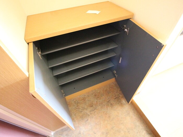 物件内観写真16　(室内からの展望)