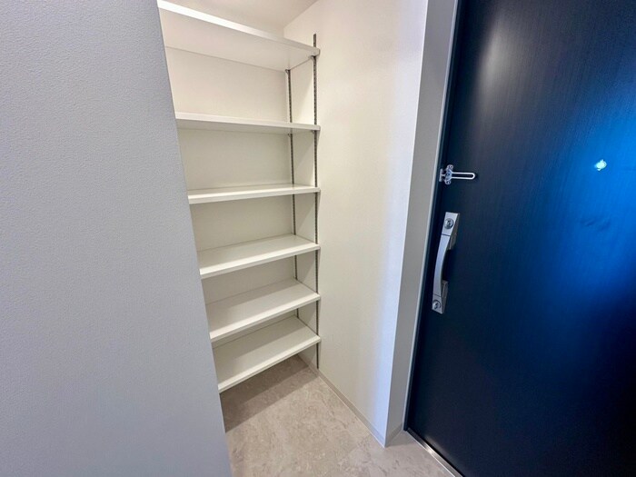 物件内観写真19　(靴箱)