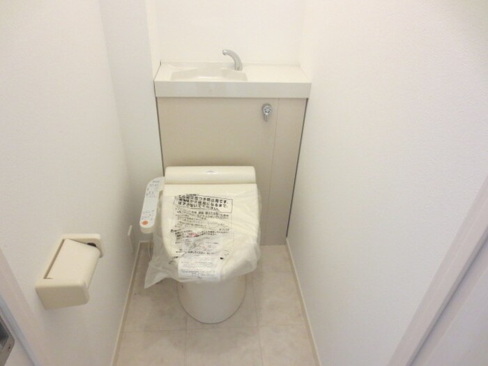 物件内観写真7　(トイレ)