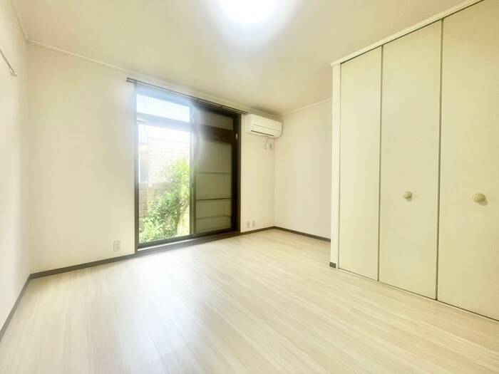 物件内観写真15　(居室)