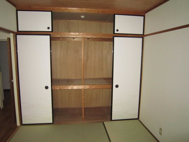 物件内観写真9　(収納)