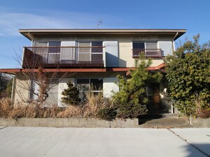 野見山町２丁目貸家外観写真