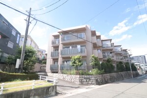 東山パークマンションB棟（203）外観写真