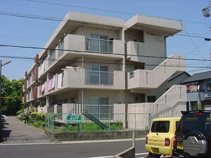 サンシャイン芝野外観写真