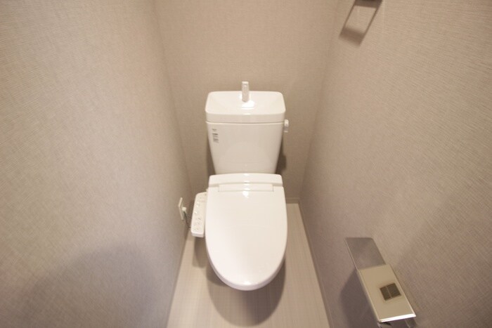 物件内観写真11　(トイレ)