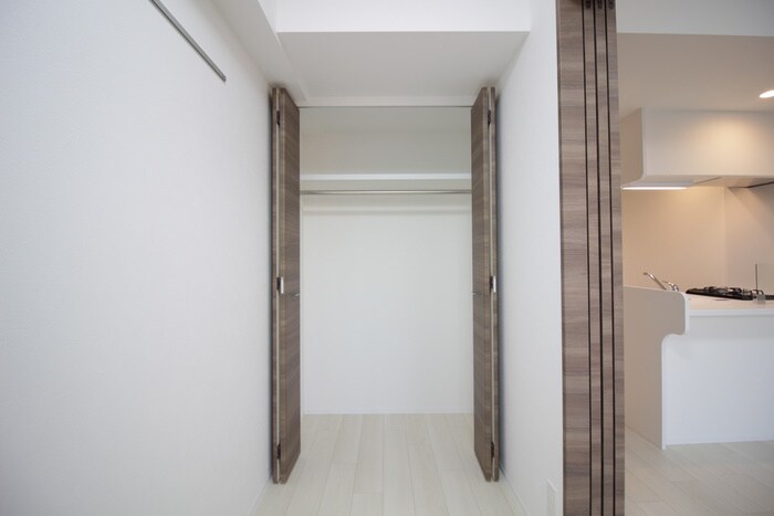 物件内観写真16　(収納)