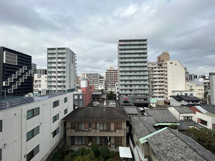 物件内観写真22　(室内からの展望)