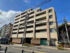 パークサイドヒルズ猫洞(202)外観写真