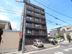 オンディ－ヌ花の木外観写真