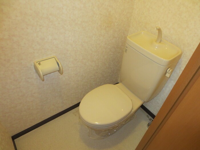 物件内観写真14　(トイレ)