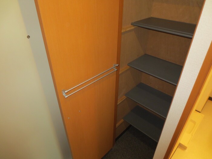 物件内観写真15　(靴箱)