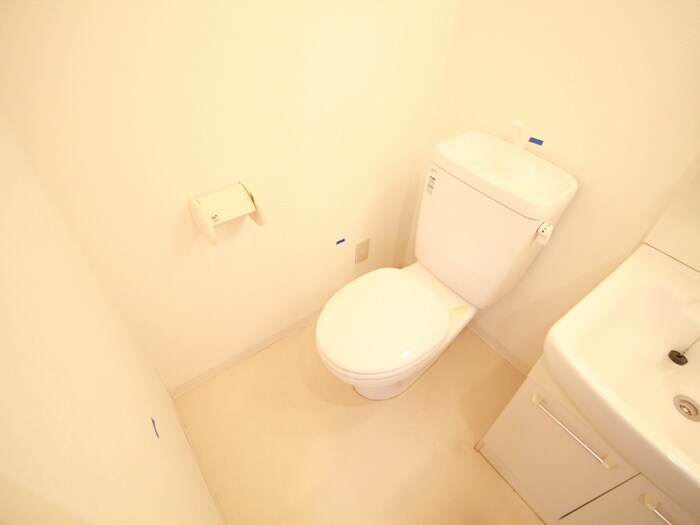 物件内観写真14　(トイレ)