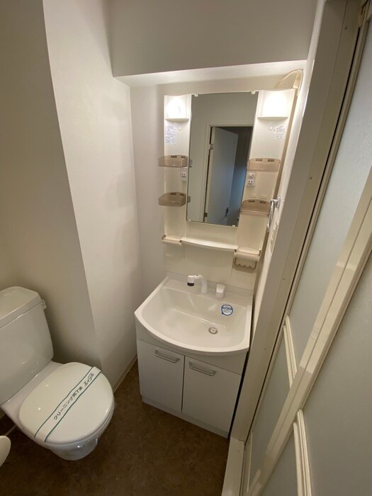 物件内観写真15　(洗面)