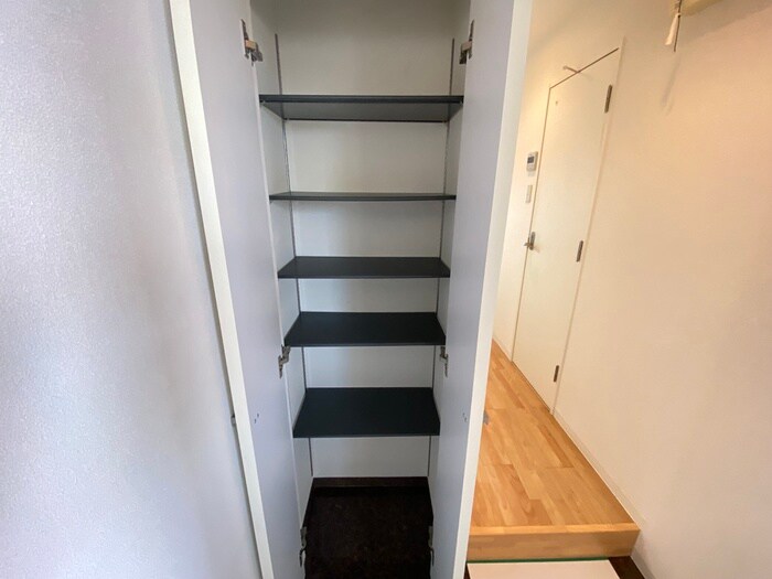 物件内観写真19　(靴箱)