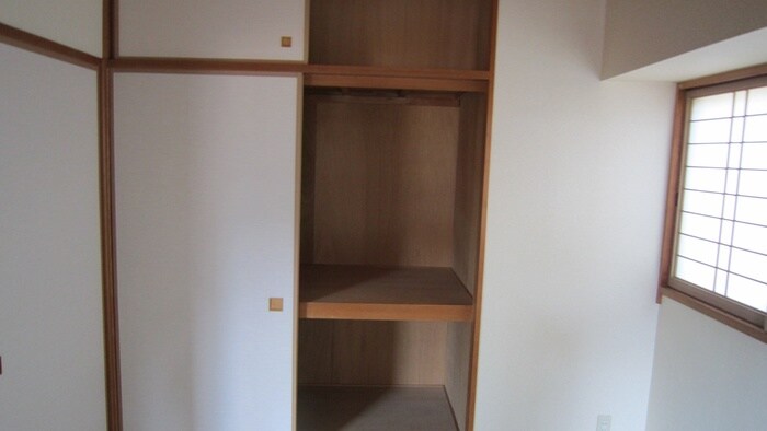 物件内観写真15　(収納)